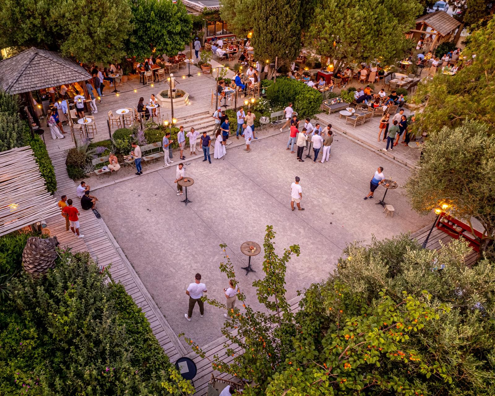 Les Moulins de Ramatuelle's pétanque court at dusk