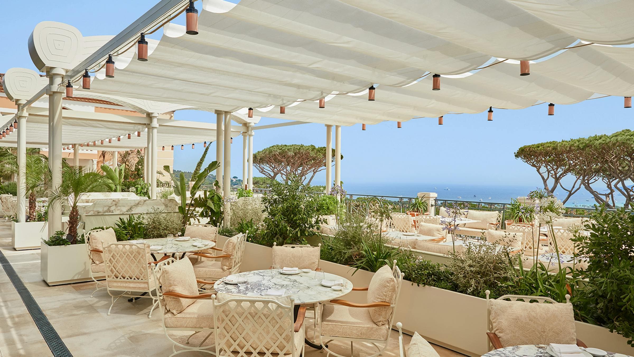 Matsuhisa's terrace at the Messardière, Pampelonne bay beyond